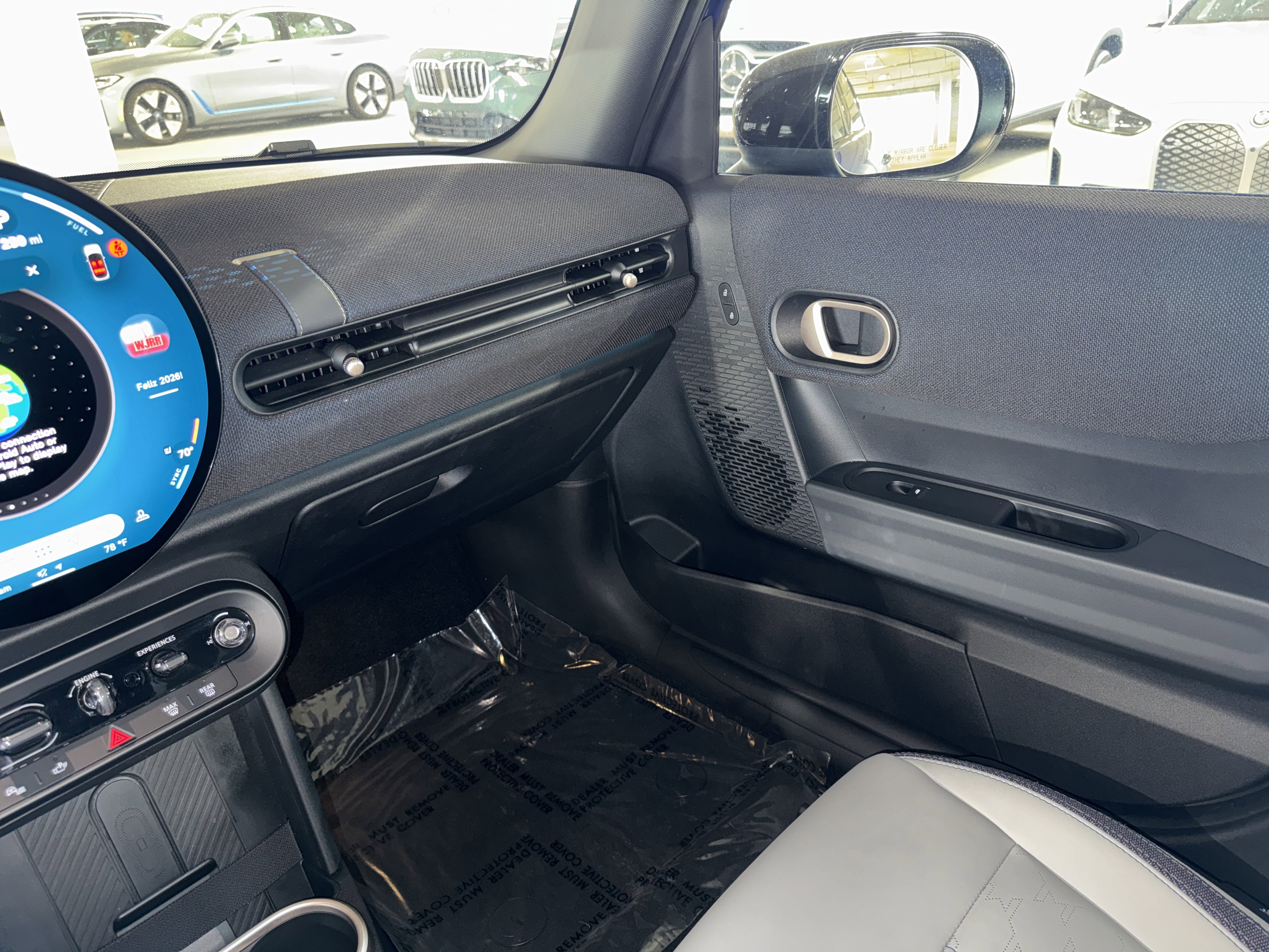 Used 2025 MINI Cooper 4-Door Hardtop FWD image 28