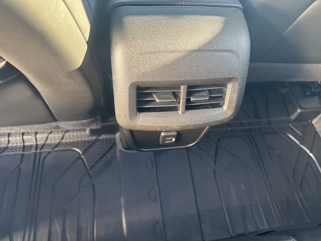 Used 2021 Chevrolet Equinox Premier image 25