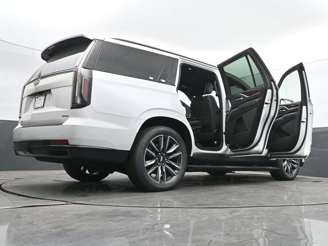 Used 2024 Cadillac Escalade Sport Platinum w/ LPO, Floor Liner Package AWD/4WD image 78