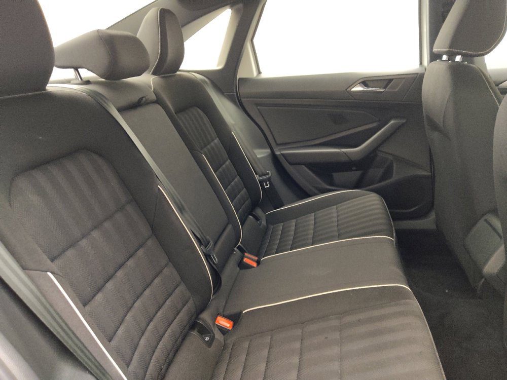 Used 2022 Volkswagen Jetta Sport image 19