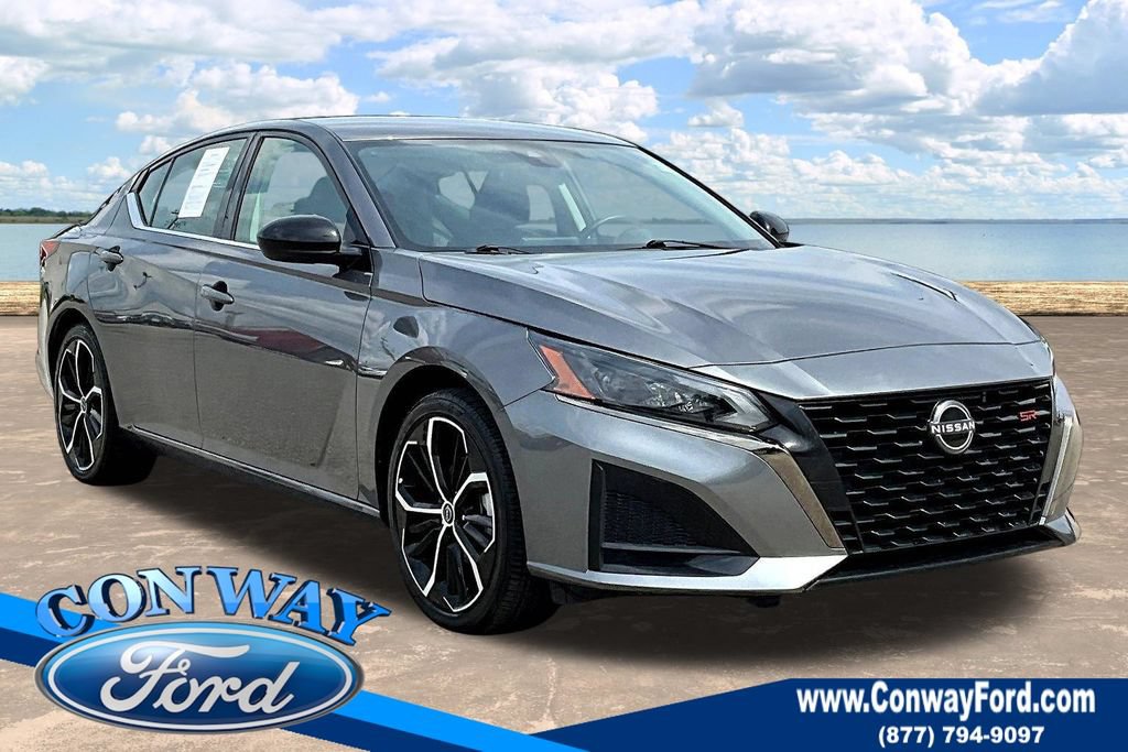 Used 2025 Nissan Altima 2.5 SR FWD video 1
