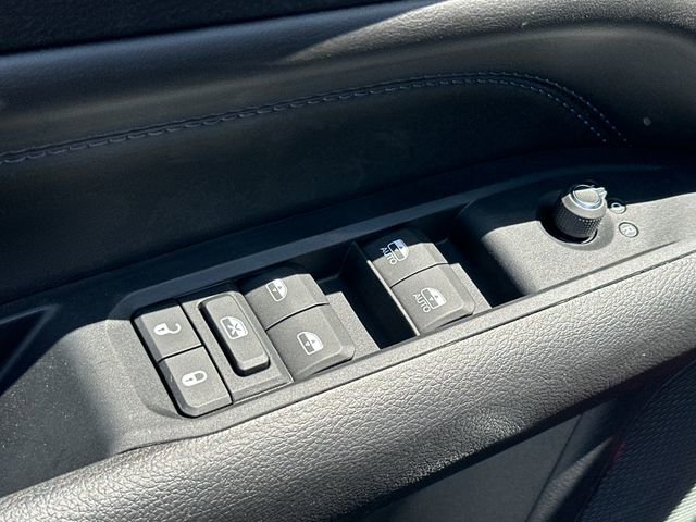 New 2026 Jeep Compass Latitude AWD/4WD image 11