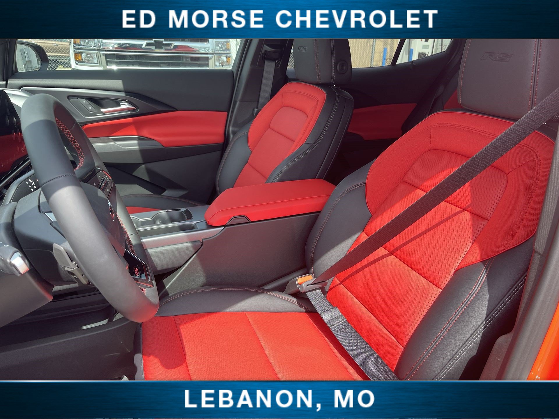 New 2025 Chevrolet Equinox EV RS w/ Convenience Package II FWD image 18