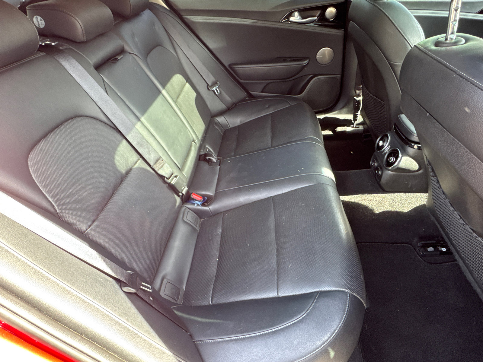 Used 2019 Kia Stinger Premium image 18