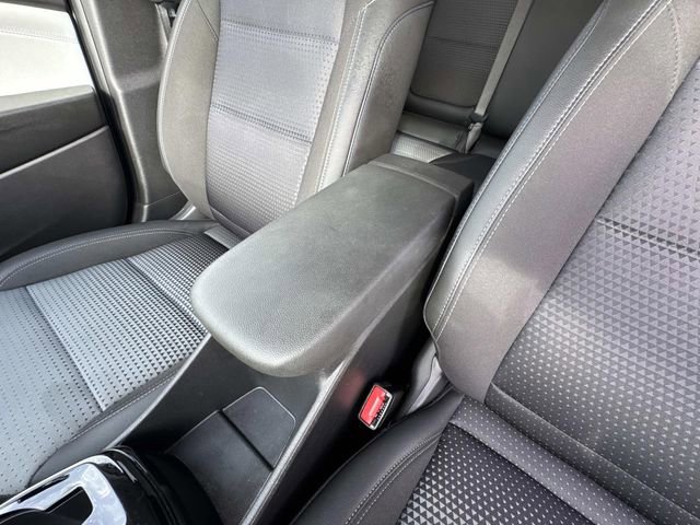 Used 2025 Chevrolet Trax LT w/ LT Convenience Package FWD image 50