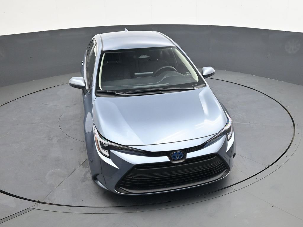 Used 2025 Toyota Corolla LE image 35