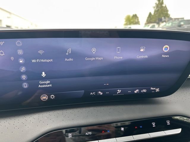 Used 2025 Buick Enclave Avenir AWD/4WD image 28