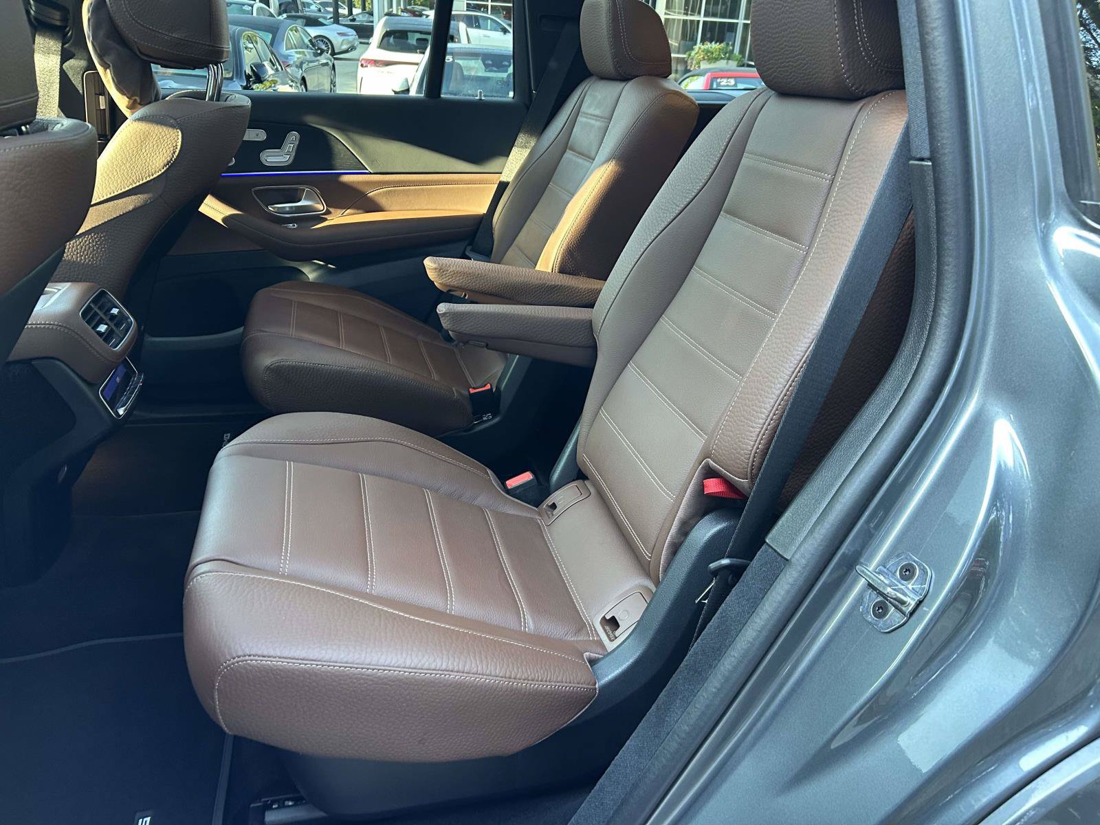 Certified 2025 Mercedes-Benz GLS 450 4MATIC w/ AMG Line Exterior image 42