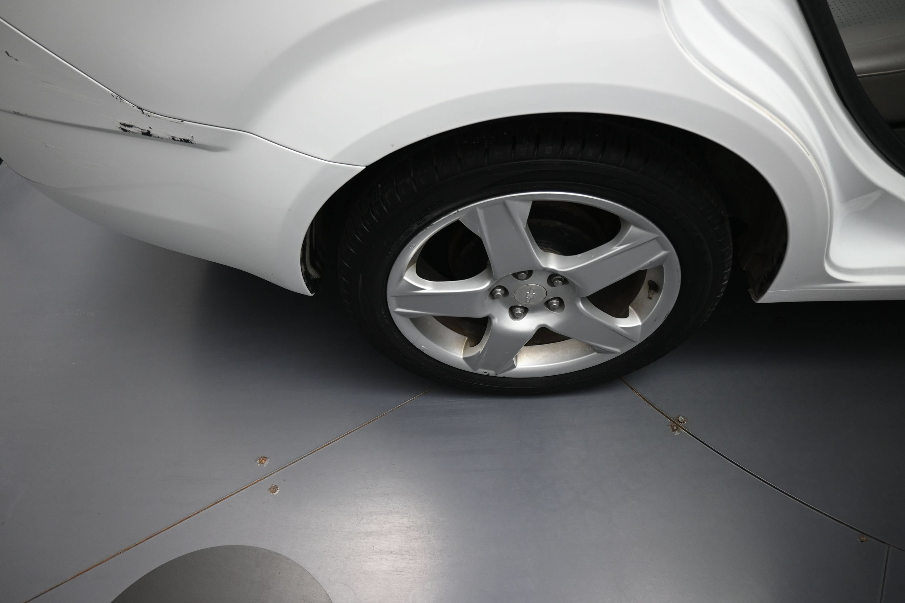 Used 2015 Chevrolet Sonic LTZ FWD image 19