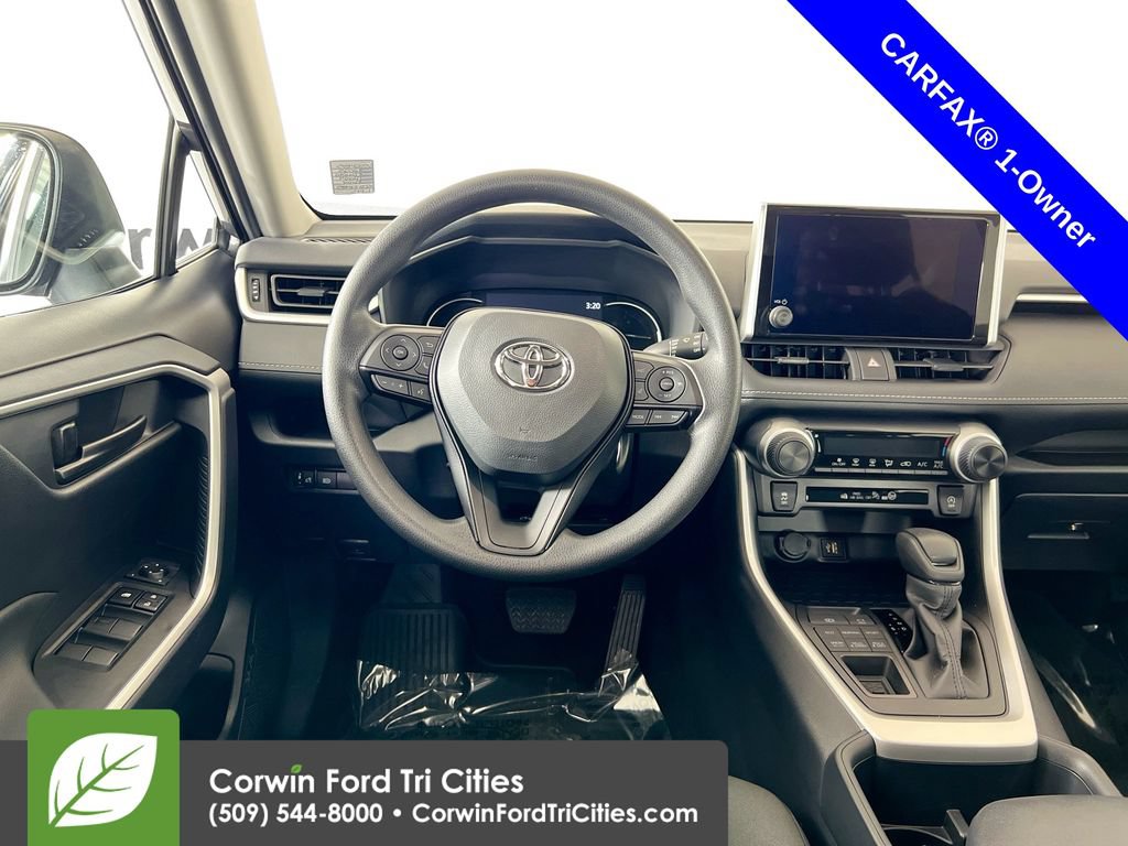 Used 2025 Toyota RAV4 LE AWD/4WD image 24