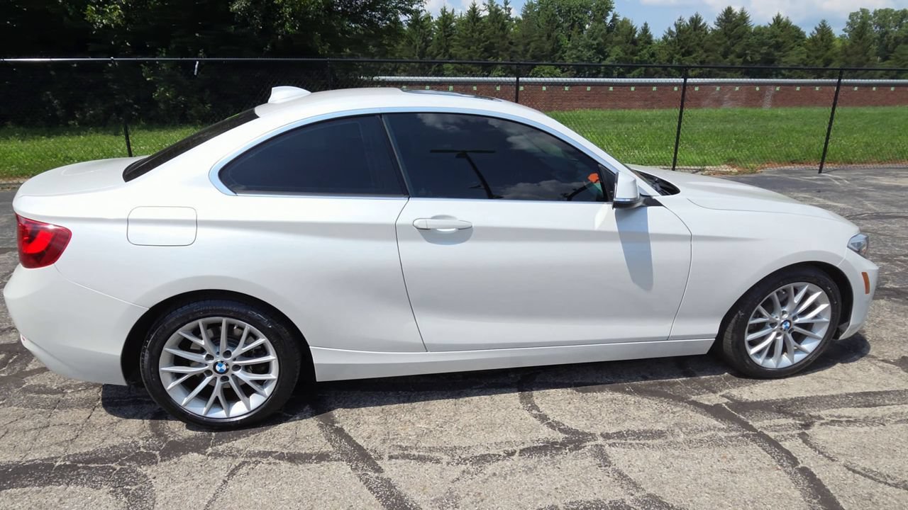 Used 2015 BMW 228i xDrive Coupe AWD/4WD image 9