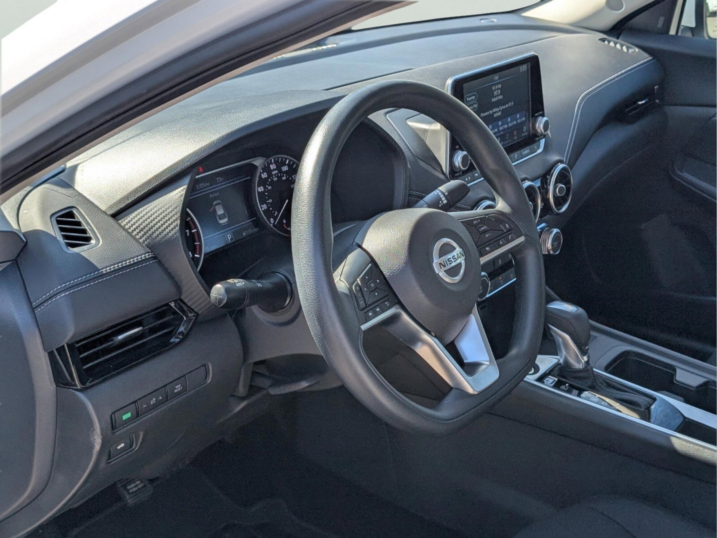 Used 2023 Nissan Sentra SV image 11