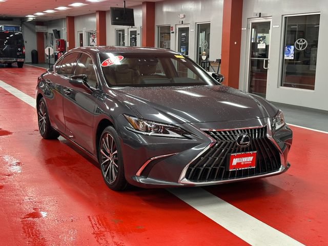 Used 2023 Lexus ES 350 w/ Premium Package FWD image 2