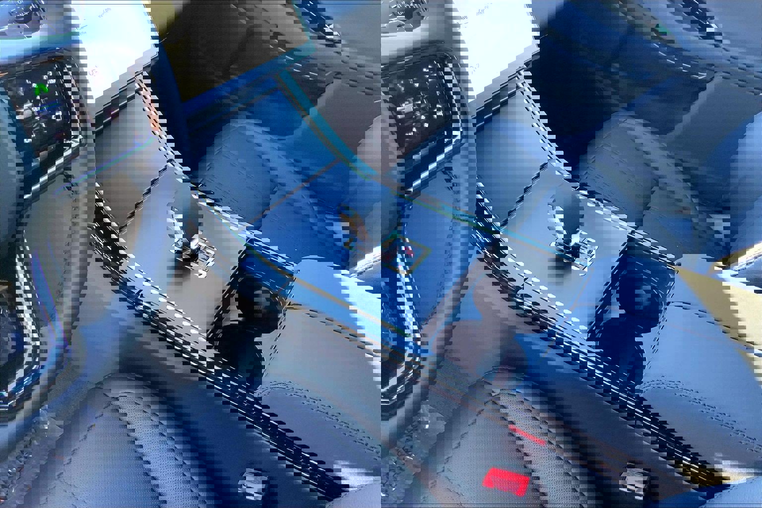 New 2026 Land Rover Range Rover Evoque Dynamic SE image 10