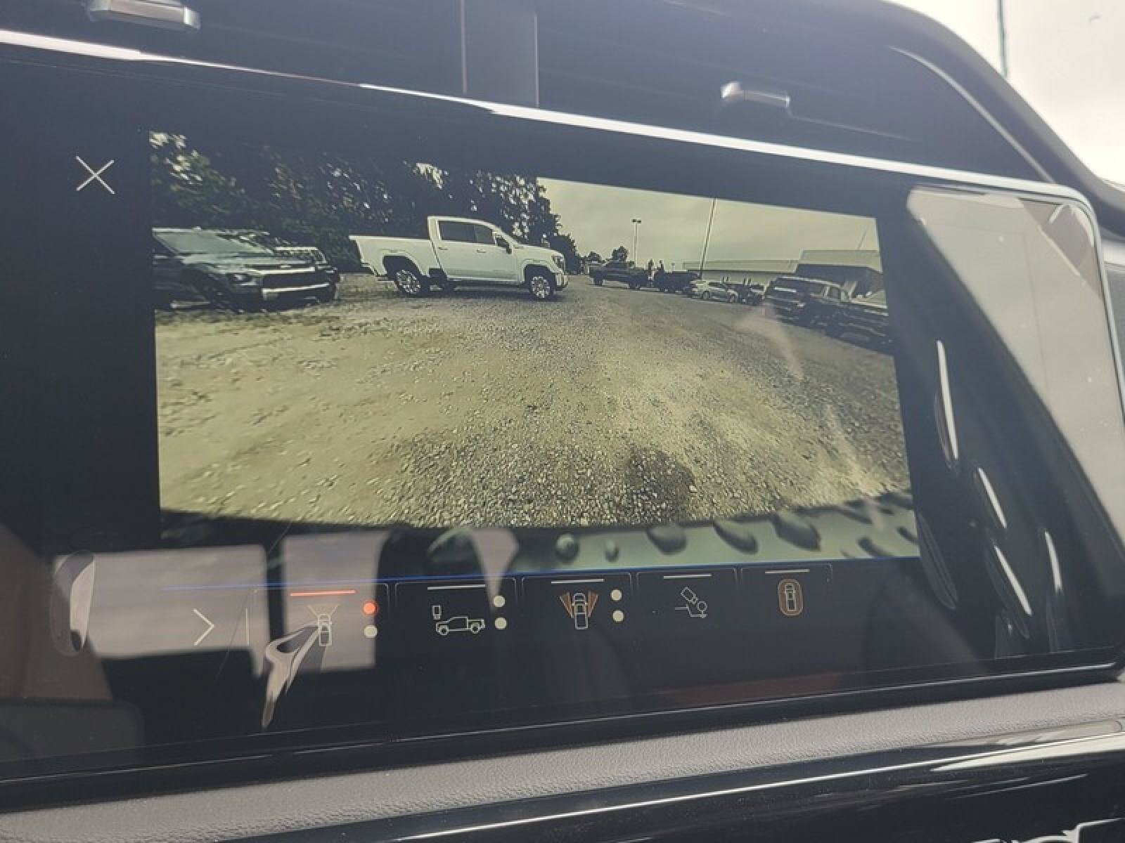 New 2026 GMC Sierra 2500 AT4 w/ AT4 Premium Plus Package AWD/4WD image 23