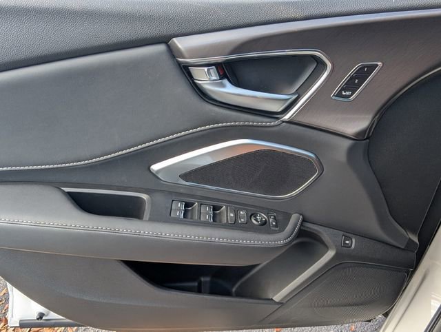 New 2026 Acura RDX SH-AWD image 13