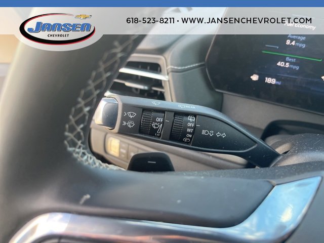 Used 2025 Chevrolet Traverse LT image 16