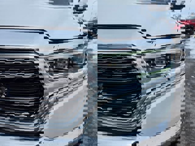 Used 2024 RAM 1500 Limited image 3