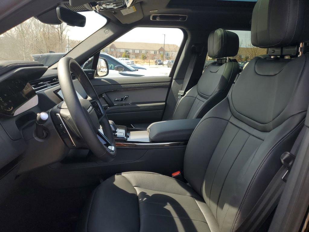 New 2026 Land Rover Range Rover Sport SE AWD/4WD image 6