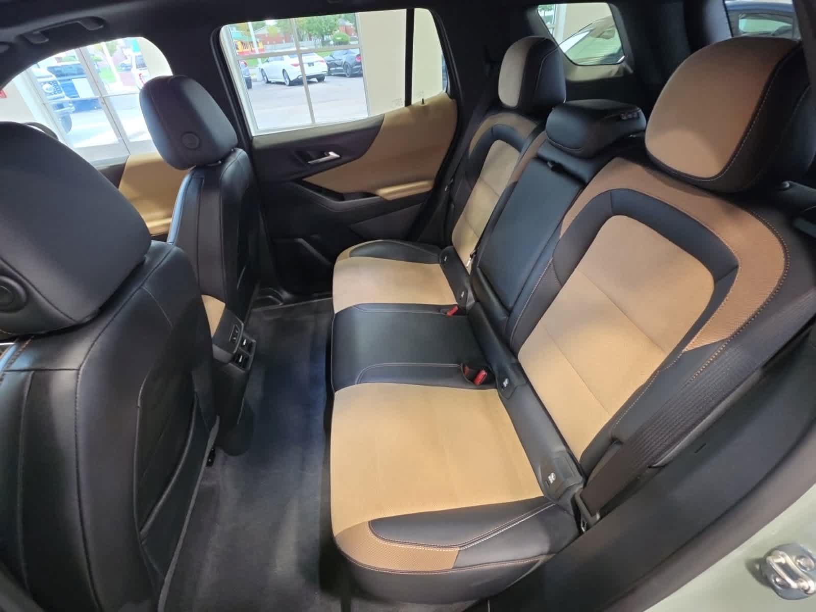 Used 2026 Chevrolet Equinox ACTIV w/ Convenience Package III AWD/4WD image 33
