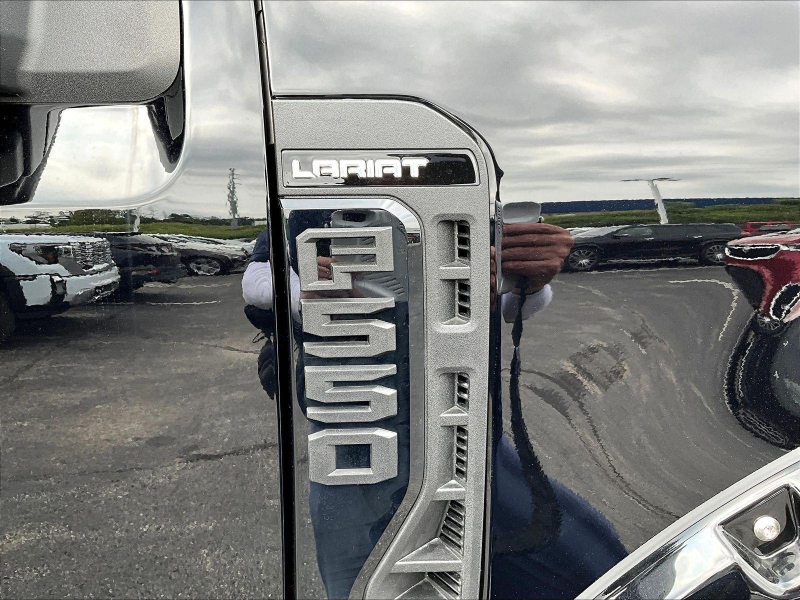 Used 2025 Ford F350 Lariat w/ Lariat Ultimate Package AWD/4WD image 25