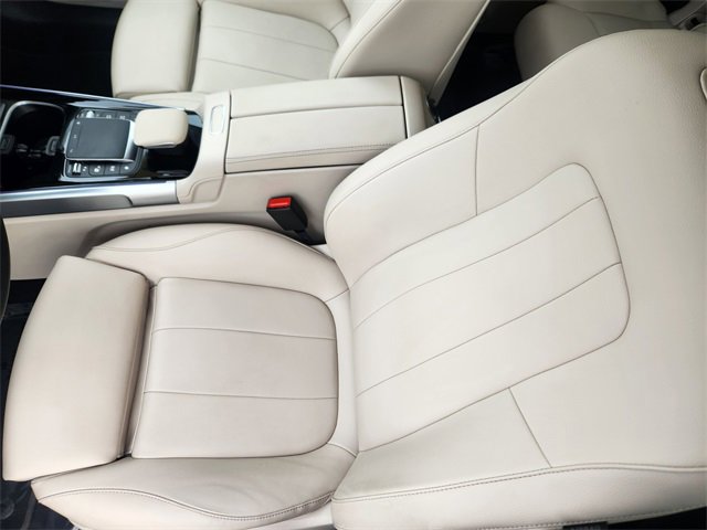 Certified 2023 Mercedes-Benz EQB 300 4MATIC image 8