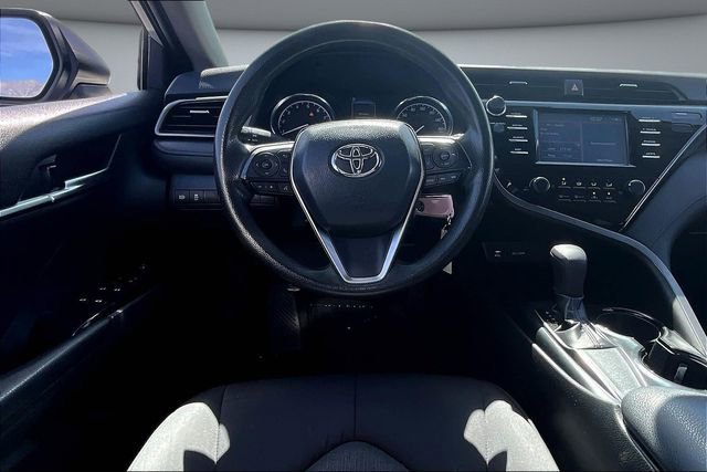 Used 2019 Toyota Camry LE image 8
