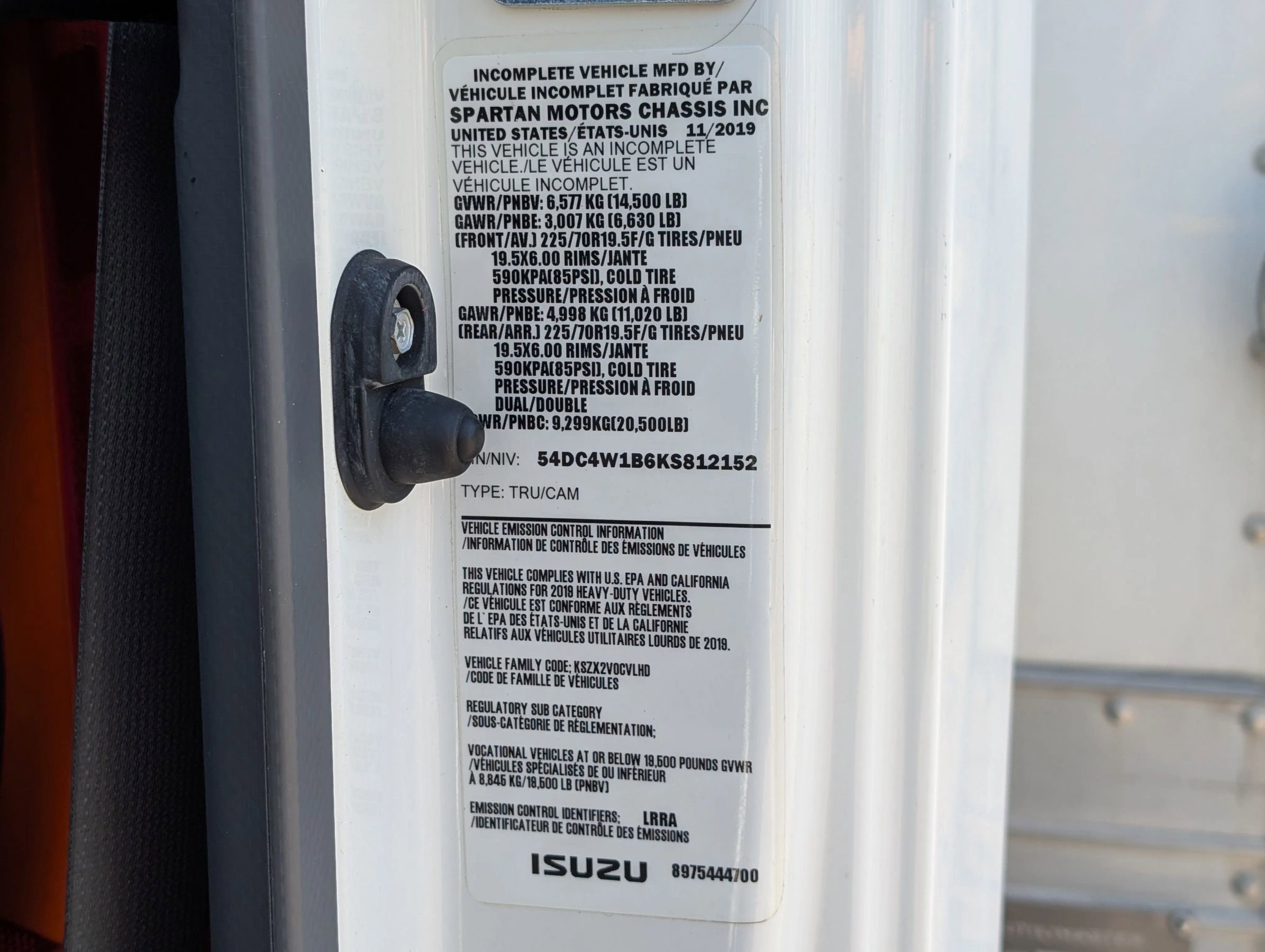 Used 2019 Isuzu NPR RWD image 24