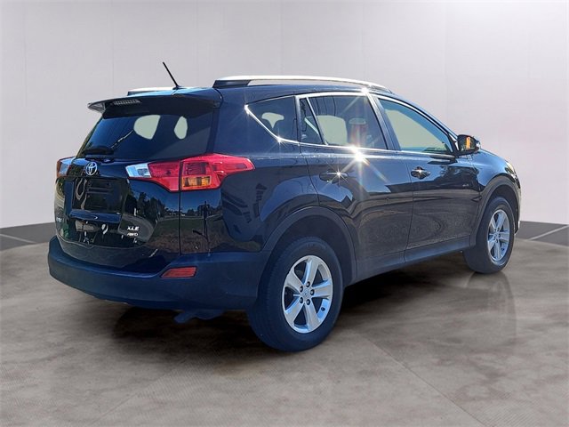 Used 2014 Toyota RAV4 XLE image 4