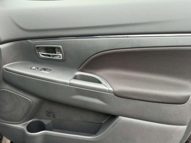New 2025 Mitsubishi Outlander Sport ES image 8