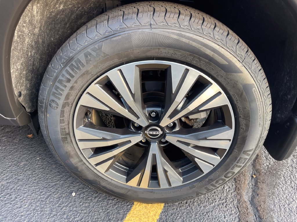 Certified 2023 Nissan Rogue SV w/ SV Premium B Package AWD/4WD image 28
