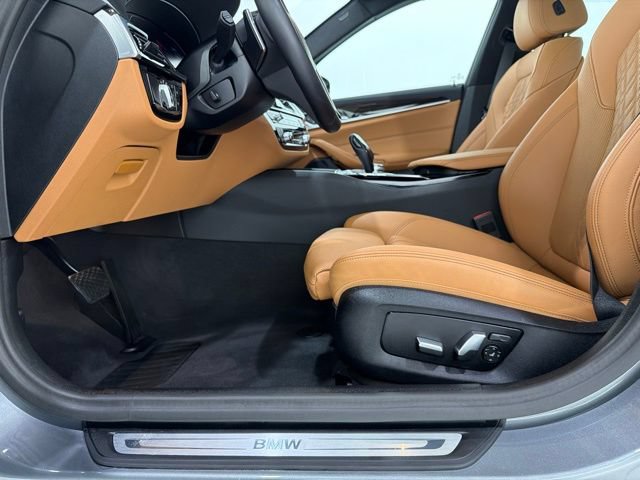 Certified 2023 BMW 530i xDrive w/ Convenience Package AWD/4WD image 14