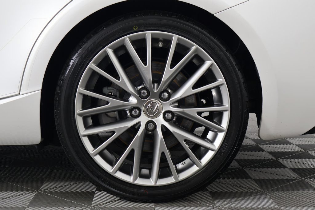 Used 2017 Lexus IS 200t RWD image 16
