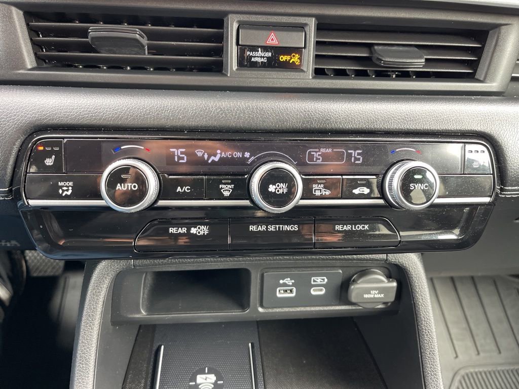 Used 2025 Honda Pilot EX-L image 12