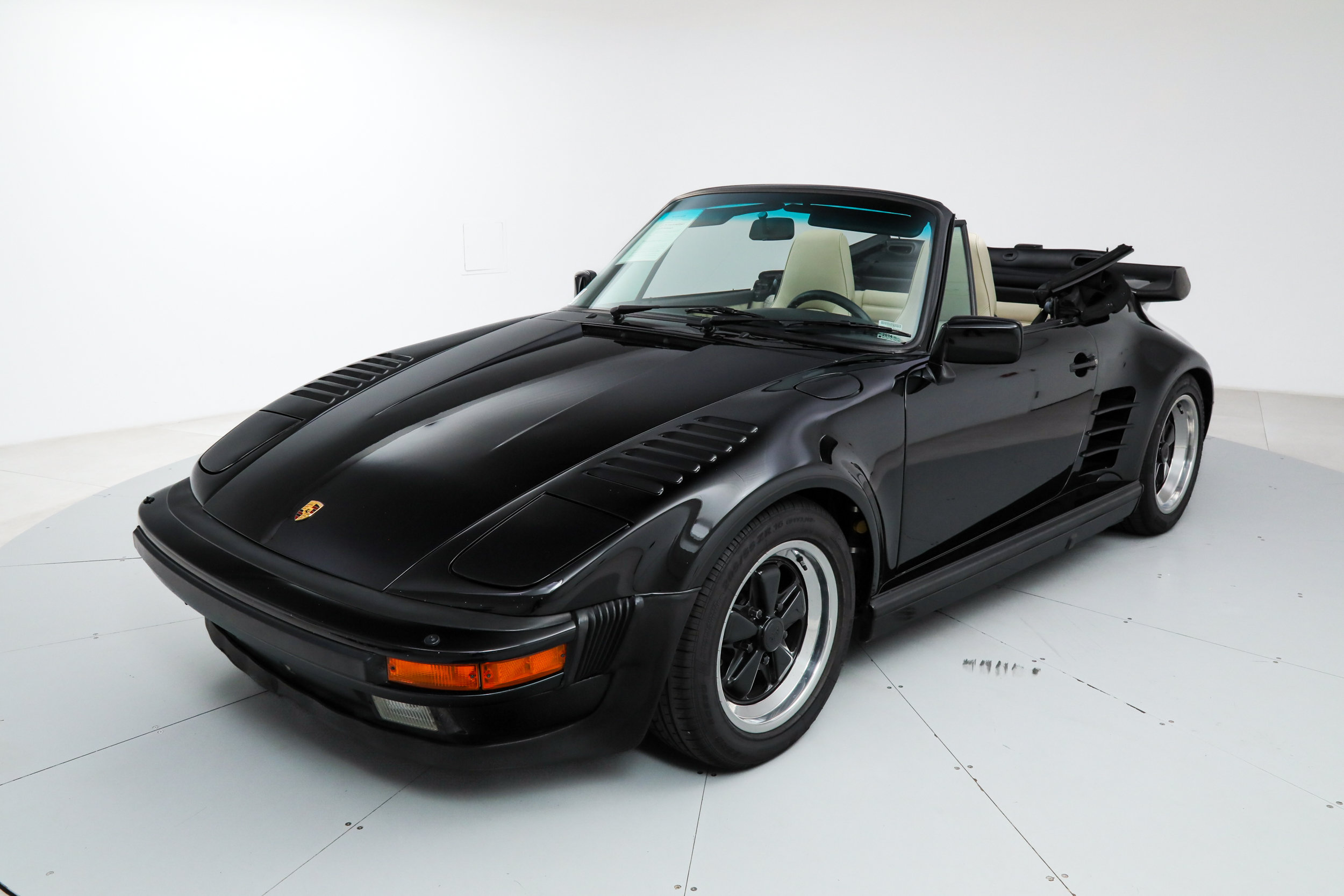 Used 1989 Porsche 911 Turbo Targa RWD image 36