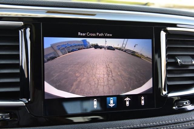 Used 2018 Chrysler Pacifica Limited w/ Advanced Safetytec Group FWD image 14