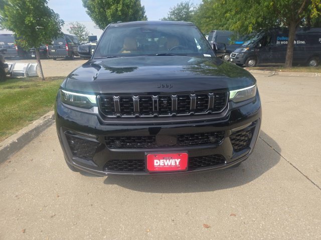 New 2027 Jeep Grand Cherokee Summit w/ Obsidian Package AWD/4WD image 2