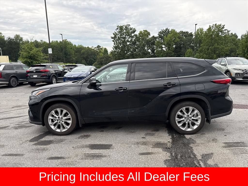 Used 2020 Toyota Highlander Limited AWD/4WD image 6