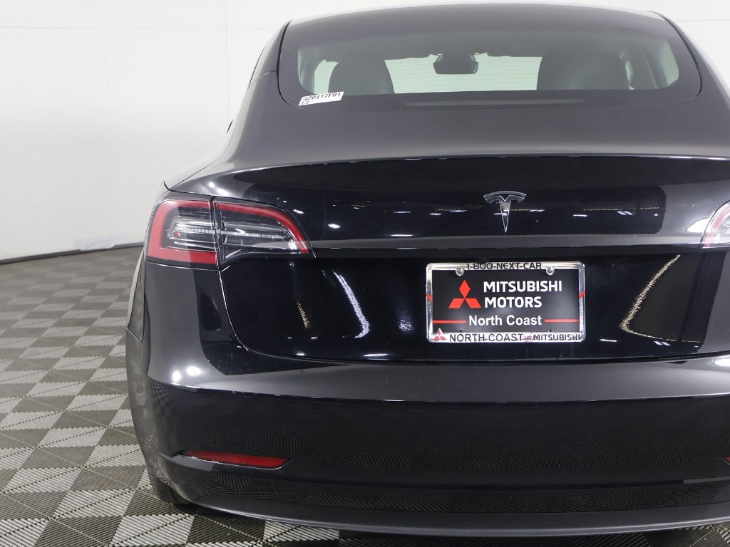 Used 2023 Tesla Model 3 Standard Range image 15