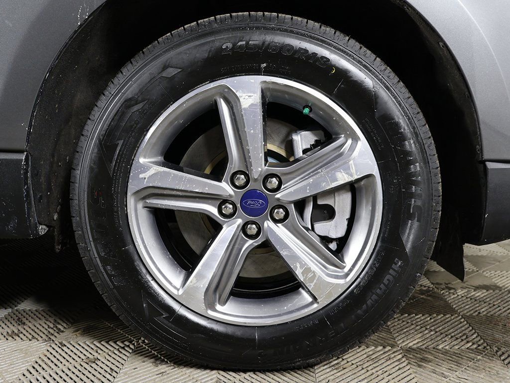 Used 2022 Ford Edge SEL w/ Convenience Package image 16