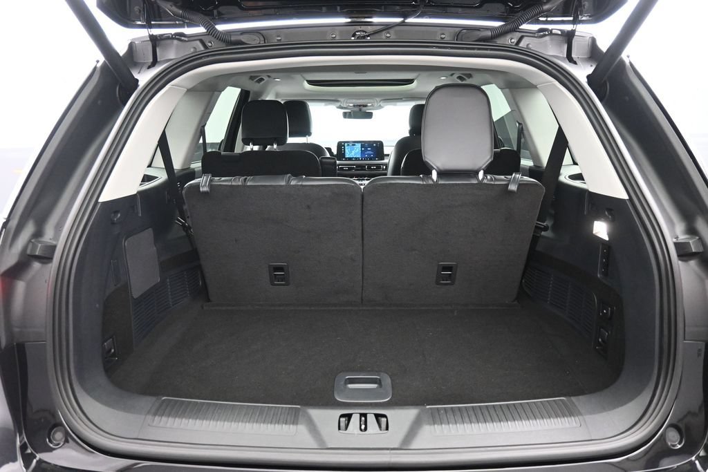 Used 2026 Lincoln Aviator AWD image 25
