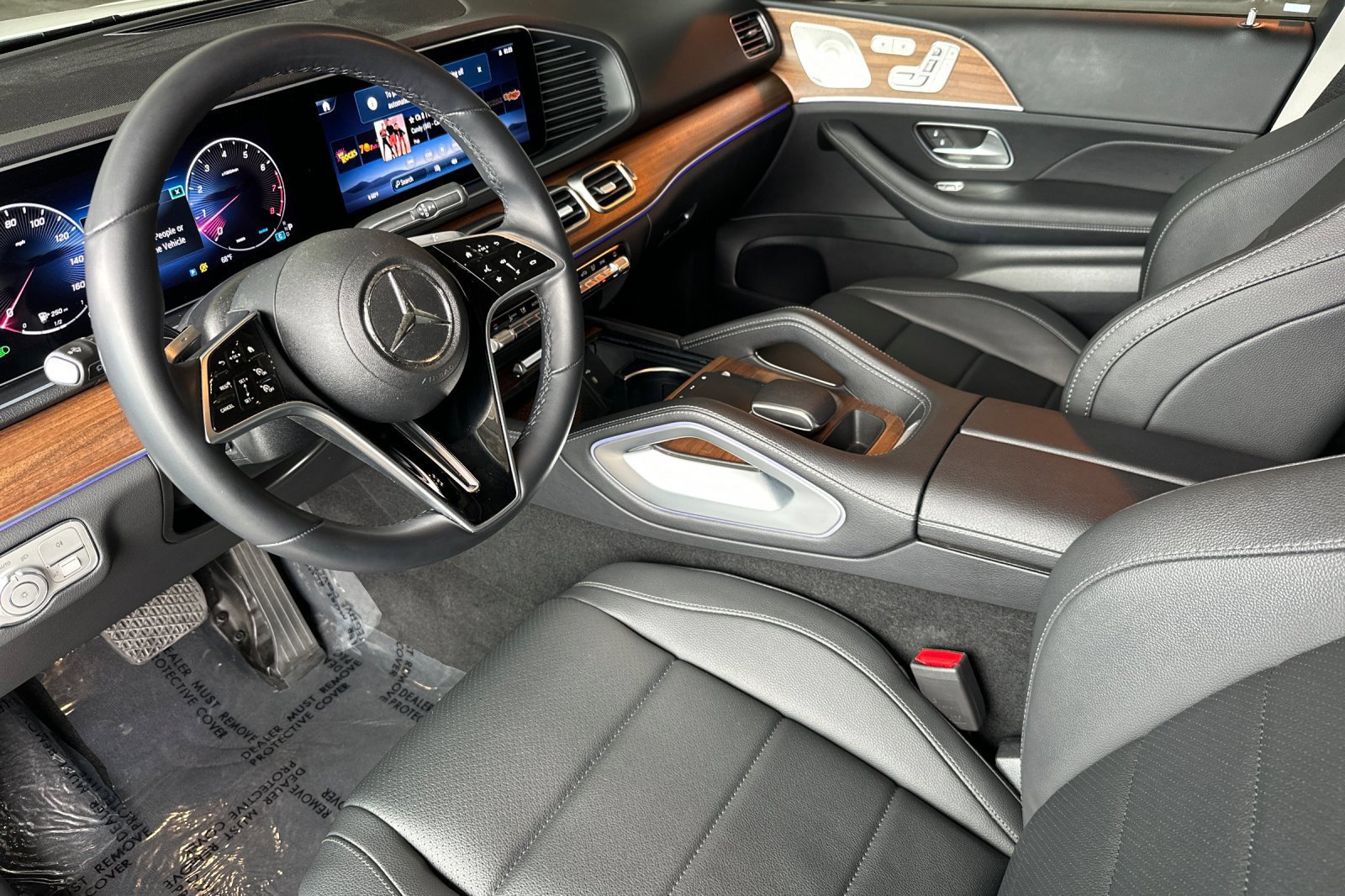 Used 2024 Mercedes-Benz GLE 350 4MATIC image 11