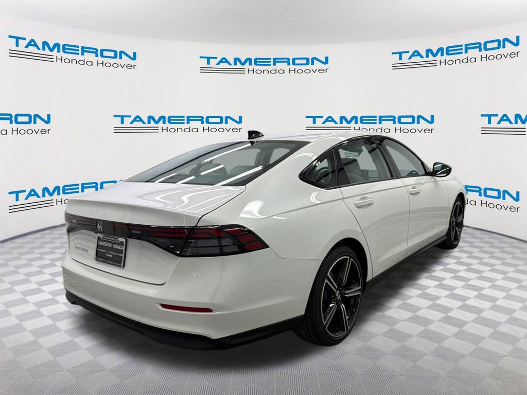 Used 2026 Honda Accord SE image 5