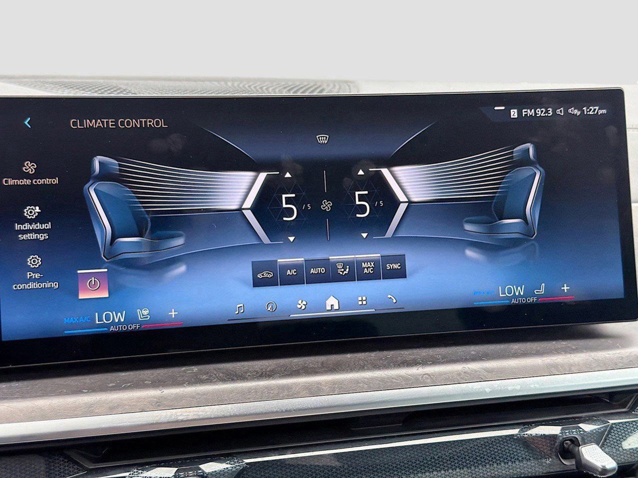 Certified 2025 BMW X5 xDrive40i image 32