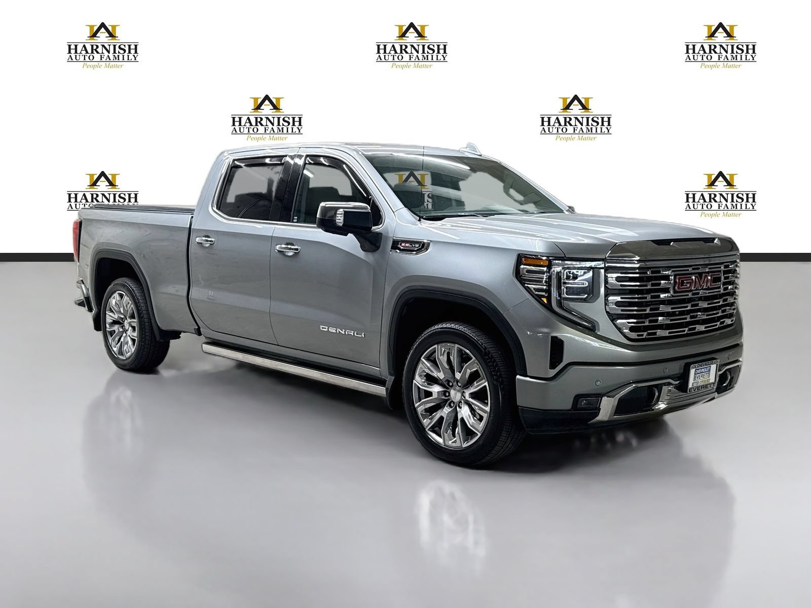 Used 2026 GMC Sierra 1500 Denali w/ Denali Reserve Package AWD/4WD image 3