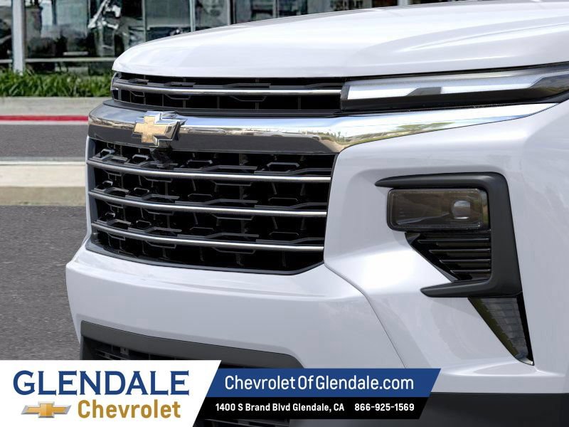 New 2026 Chevrolet Traverse LT w/ LPO, Floor Liner Package FWD image 13