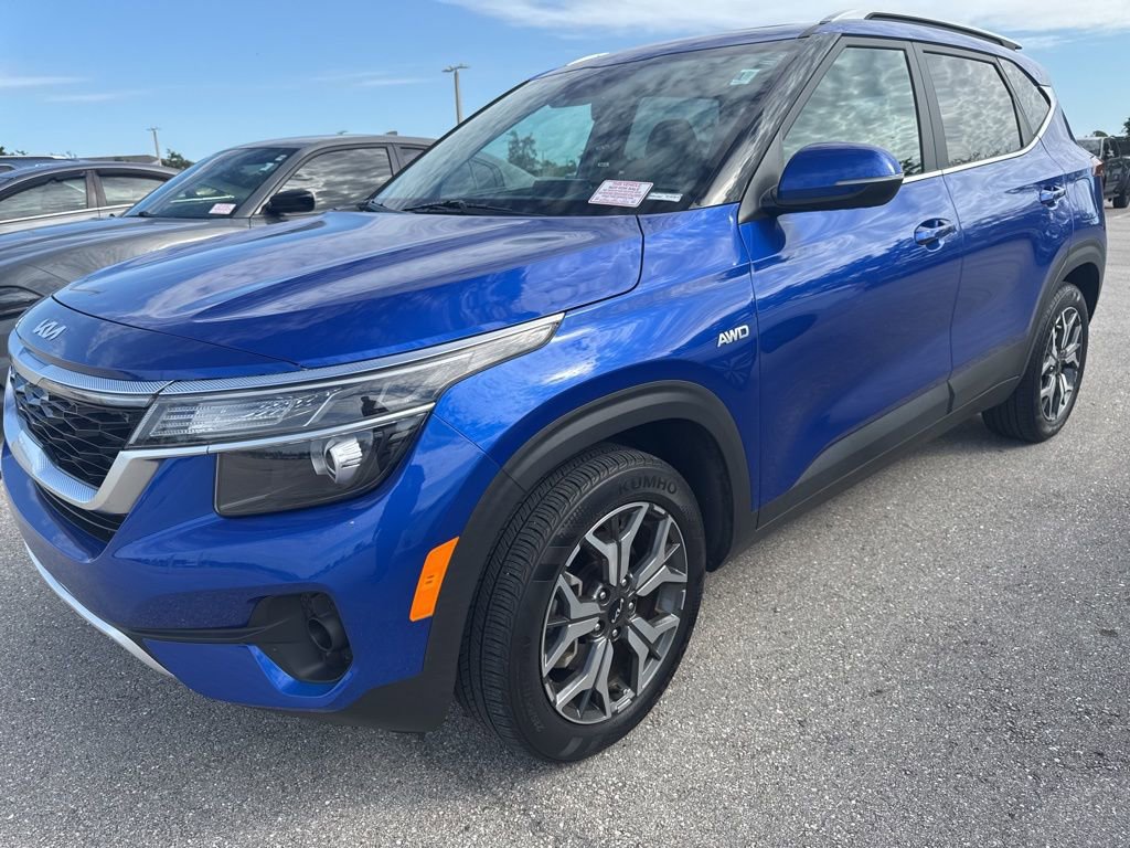 Certified 2023 Kia Seltos EX AWD/4WD image 6