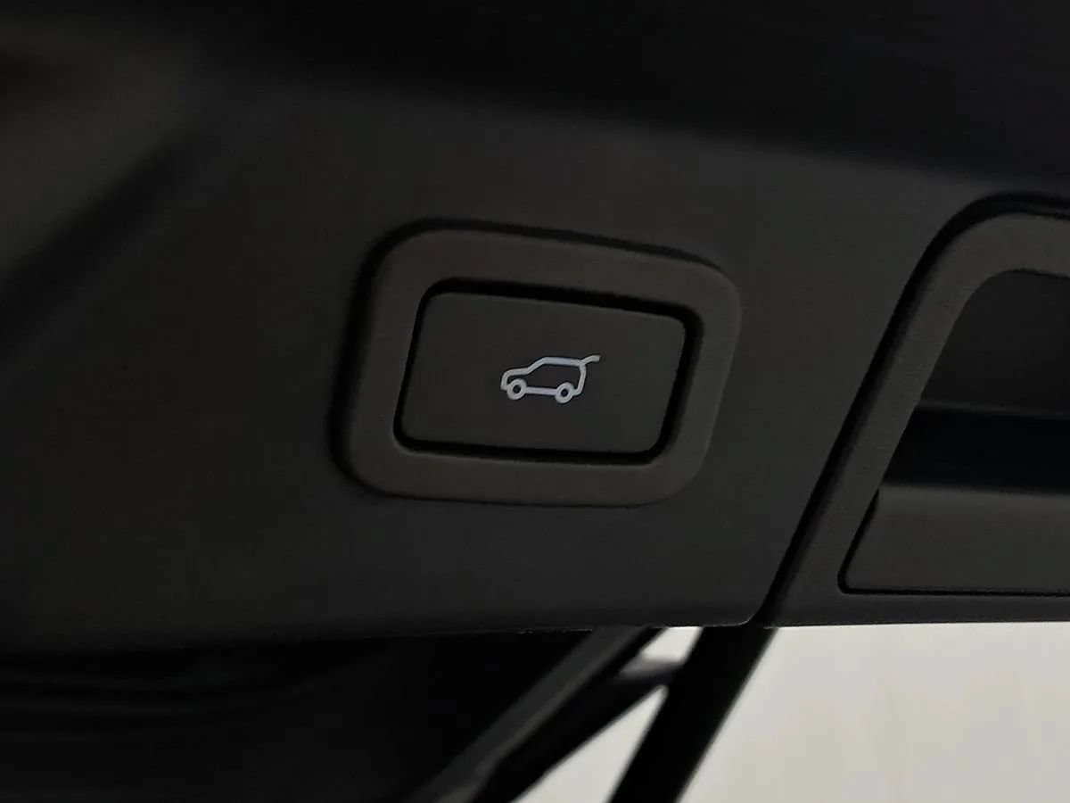 Used 2020 Land Rover Range Rover Velar SV Autobiography Dynamic AWD/4WD image 38