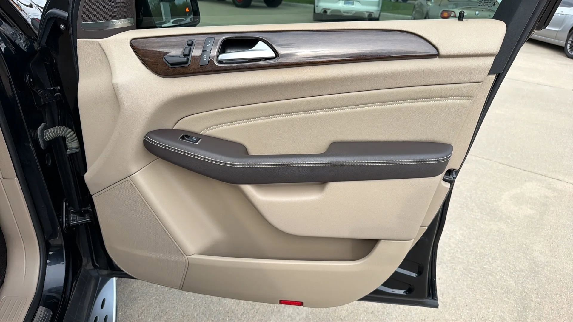 Used 2015 Mercedes-Benz ML 350 4MATIC image 90