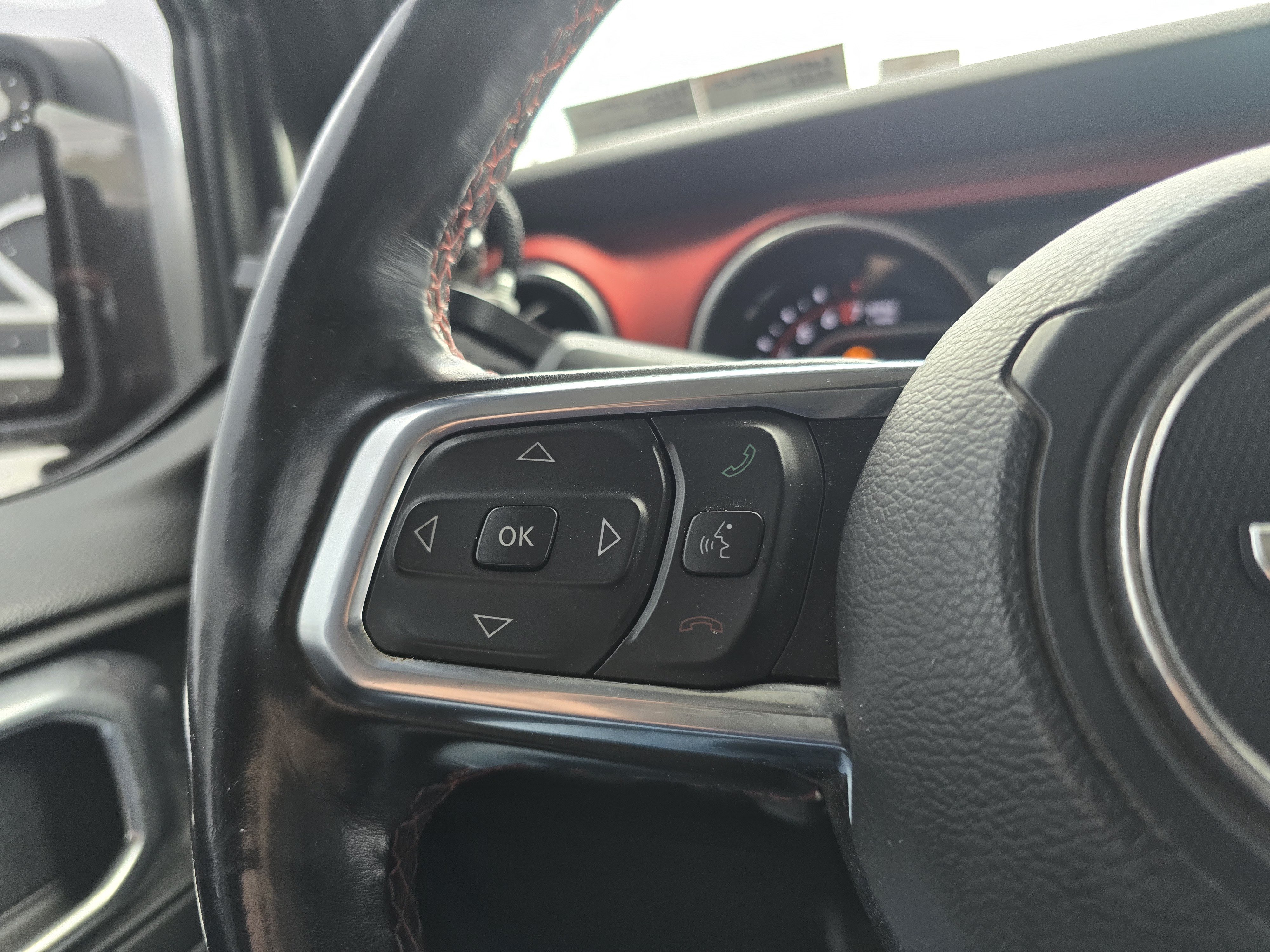 Used 2020 Jeep Gladiator Rubicon AWD/4WD image 19